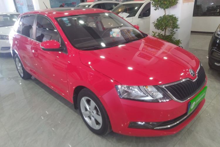 Used Skoda Rapid Spaceback 2018 1.6L Automatic Comfort Edition Exterior 2