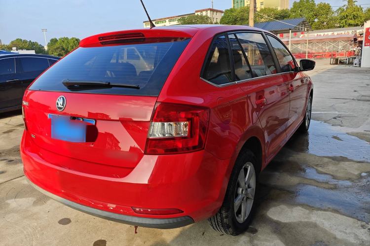 Used Skoda Rapid Spaceback 2018 1.6L Automatic Comfort Edition Exterior 3