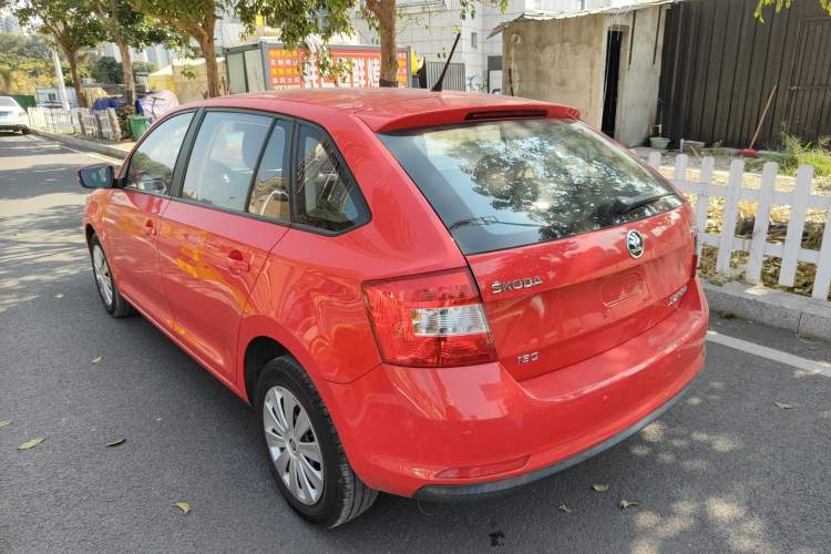 Used Skoda Rapid Spaceback 2018 1.6L Automatic Standard Edition Exterior 3