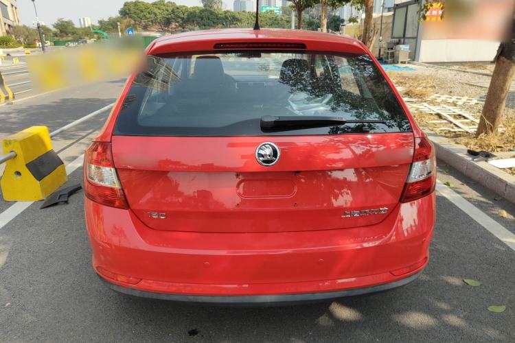 Used Skoda Rapid Spaceback 2018 1.6L Automatic Standard Edition Exterior 4