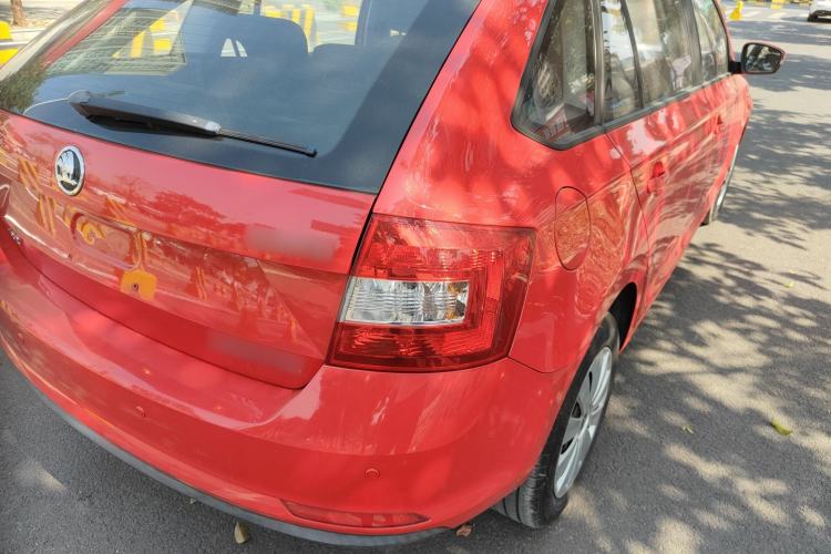 Used Skoda Rapid Spaceback 2018 1.6L Automatic Standard Edition Exterior 6