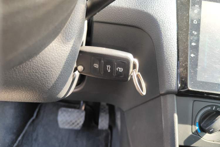 Used Skoda Rapid Spaceback 2018 1.6L Automatic Standard Edition Interior 1