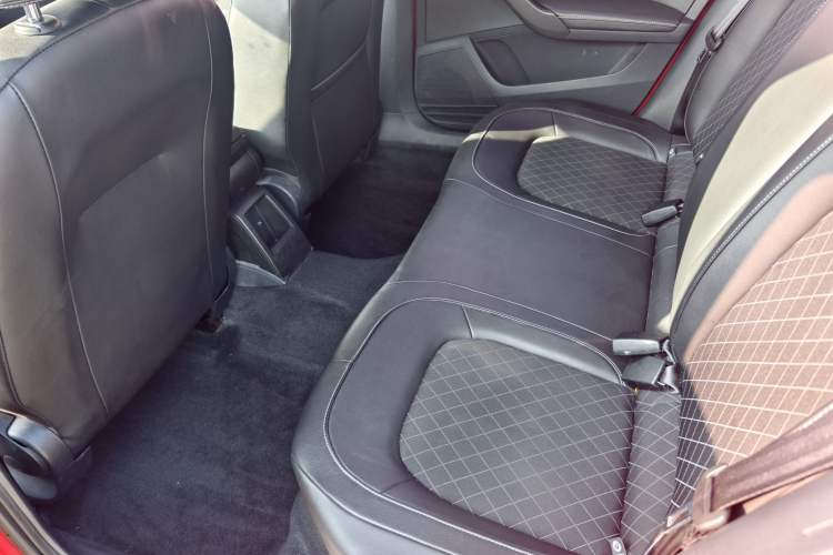 Used Skoda Rapid Spaceback 2018 1.6L Automatic Comfort Edition Interior 5