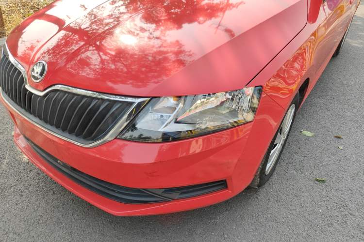 Used Skoda Rapid Spaceback 2018 1.6L Automatic Standard Edition Left Front Headlight
