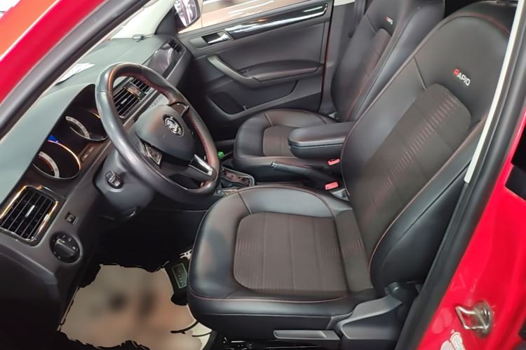 Used Skoda Rapid Spaceback 2018 1.6L Automatic Sport Edition Left Front Seat