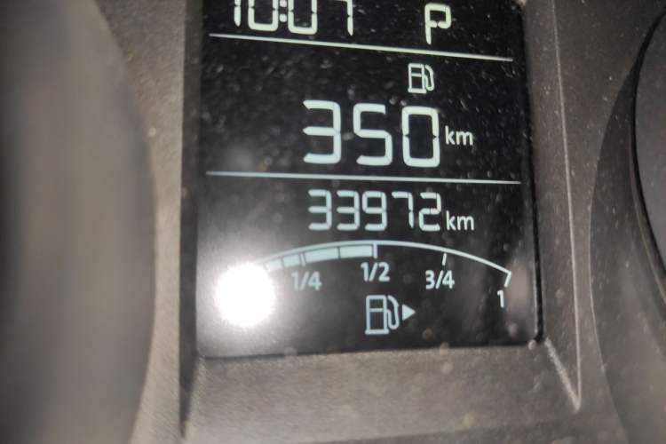 Used Skoda Rapid Spaceback 2018 1.6L Automatic Comfort Edition Odometer Close Up
