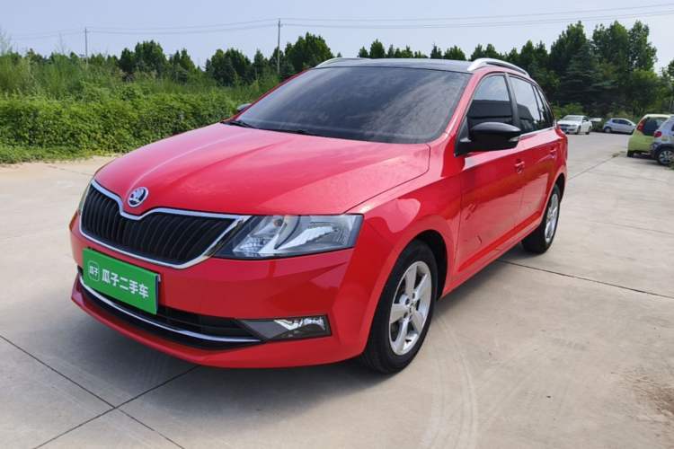 Used Skoda Rapid Spaceback 2018 1.6L Automatic Comfort Edition Guazi used car, China used car export, Used car for sale, Used cars, Cheapest cars for sale
