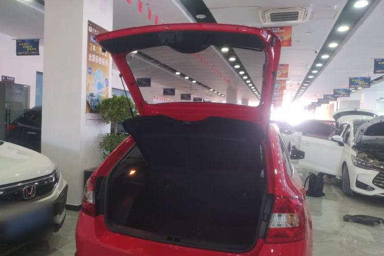 Used Skoda Rapid Spaceback 2018 1.6L Automatic Comfort Edition Trunk