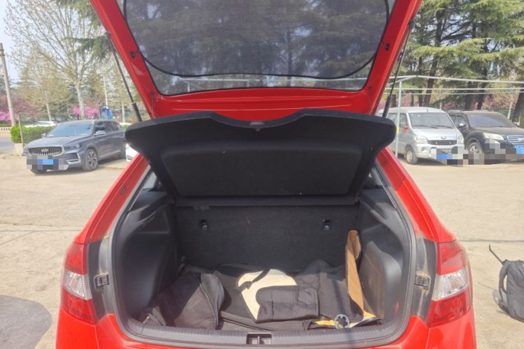 Used Skoda Rapid Spaceback 2018 1.4L Manual Standard Edition Trunk