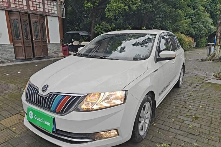 Used Skoda Rapid Spaceback 2018 1.6L Automatic Comfort Edition Guazi used car, China used car export, Used car for sale, Used cars, Cheapest cars for sale