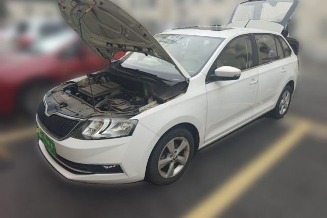 Used Skoda Rapid Spaceback 2018 1.6L Automatic Comfort Edition