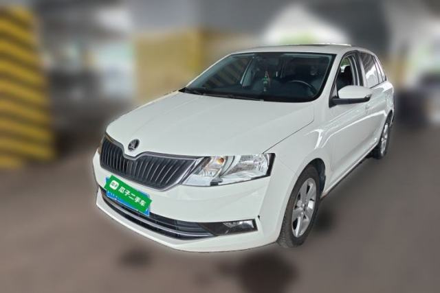 Used Skoda Rapid Spaceback 2018 1.6L Manual Comfort Edition