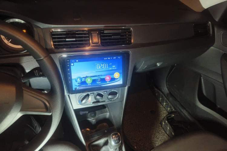 Used Skoda Rapid Spaceback 2018 1.4L Manual Standard Edition Audio And AC Panel