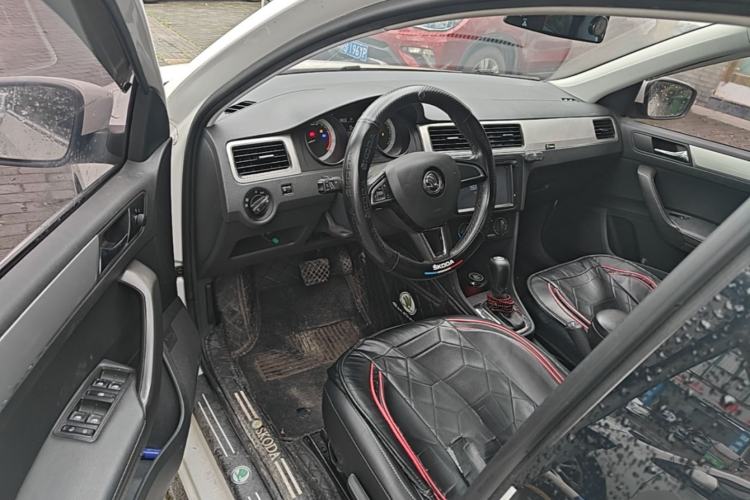 Used Skoda Rapid Spaceback 2018 1.6L Automatic Comfort Edition Driver Seat