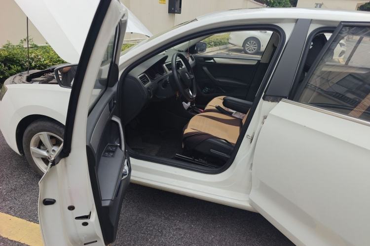 Used Skoda Rapid Spaceback 2018 1.6L Automatic Comfort Edition Driver Seat