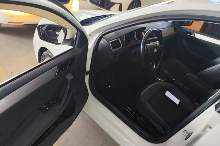 Used Skoda Rapid Spaceback 2018 1.6L Automatic Comfort Edition Driver Seat