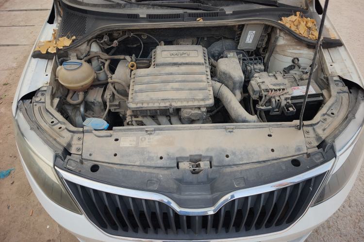 Used Skoda Rapid Spaceback 2018 1.6L Manual Standard Edition Engine Bay