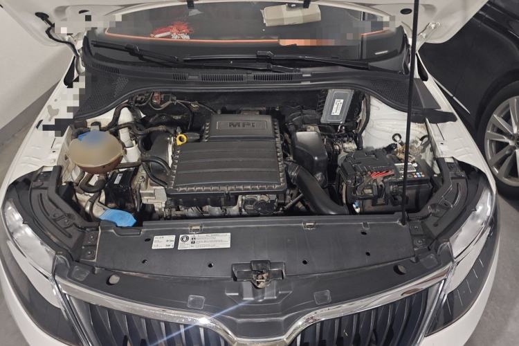 Used Skoda Rapid Spaceback 2018 1.6L Manual Comfort Edition Engine Bay