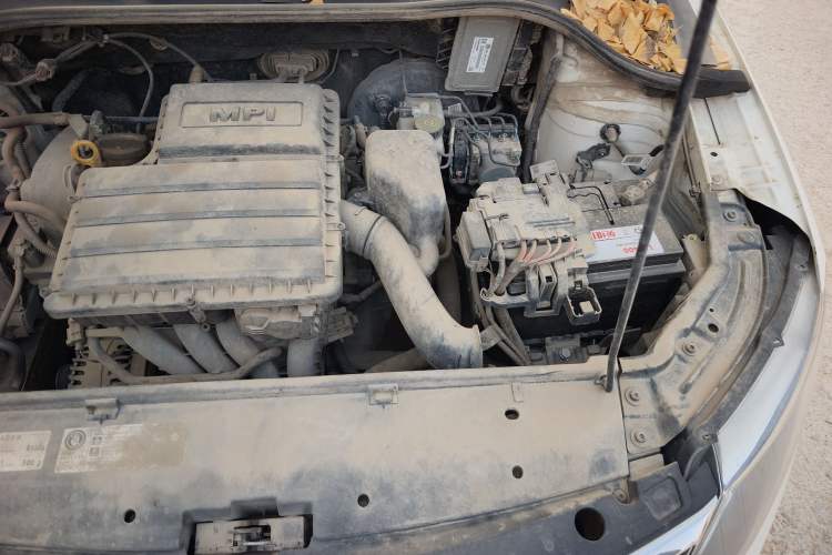 Used Skoda Rapid Spaceback 2018 1.6L Manual Standard Edition Engine Bay Left
