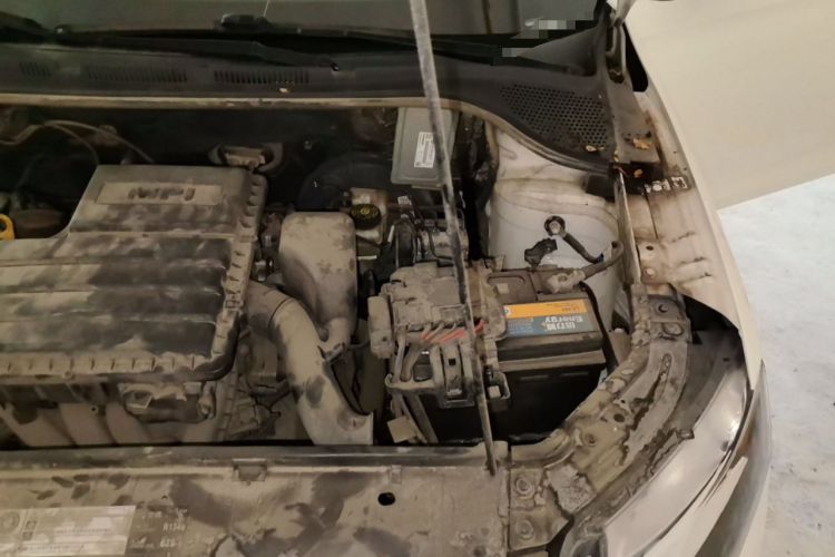Used Skoda Rapid Spaceback 2018 1.6L Manual Comfort Edition Engine Bay Left