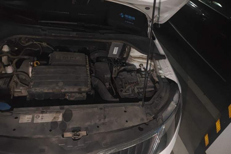 Used Skoda Rapid Spaceback 2018 1.6L Automatic Comfort Edition Engine Bay Left