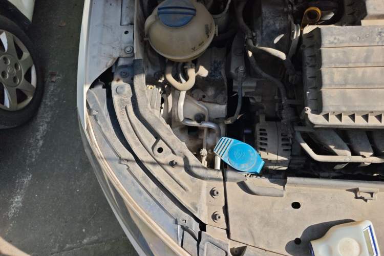 Used Skoda Rapid Spaceback 2018 1.6L Automatic Comfort Edition Engine Bay Right