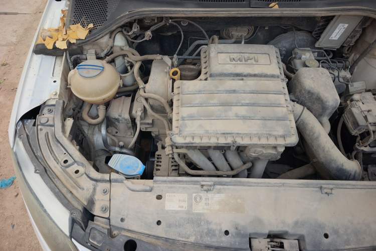 Used Skoda Rapid Spaceback 2018 1.6L Manual Standard Edition Engine Bay Right