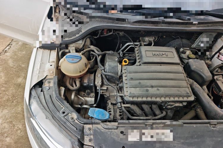 Used Skoda Rapid Spaceback 2018 1.6L Automatic Comfort Edition Engine Bay Right