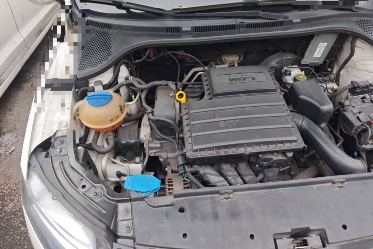 Used Skoda Rapid Spaceback 2018 1.6L Automatic Comfort Edition Engine Bay Right