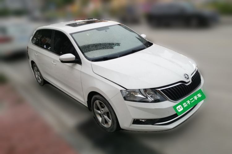 Used Skoda Rapid Spaceback 2018 1.6L Automatic Comfort Edition Exterior 2