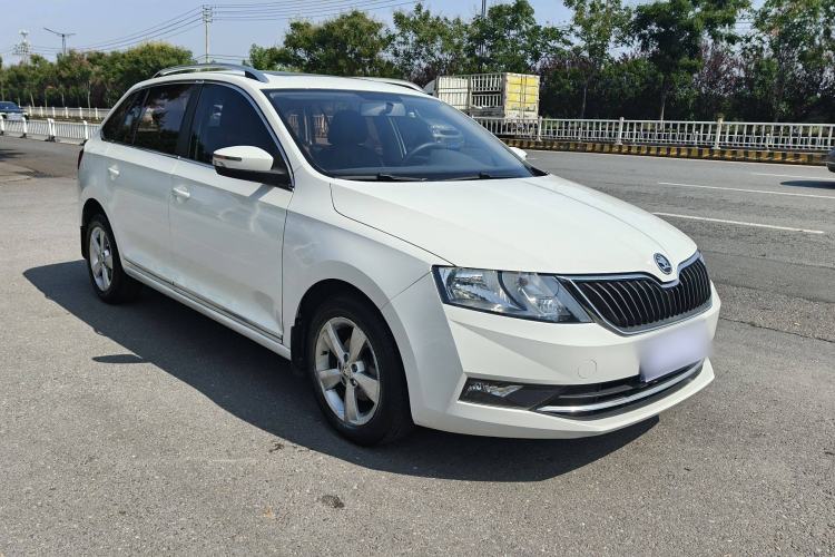 Used Skoda Rapid Spaceback 2018 1.6L Automatic Comfort Edition Exterior 2