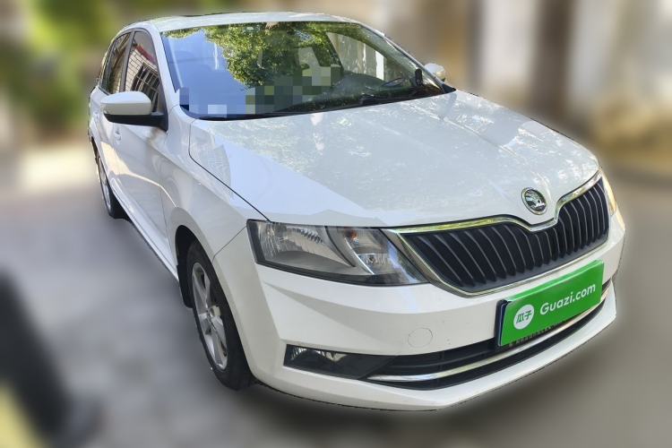 Used Skoda Rapid Spaceback 2018 1.6L Manual Comfort Edition Exterior 2