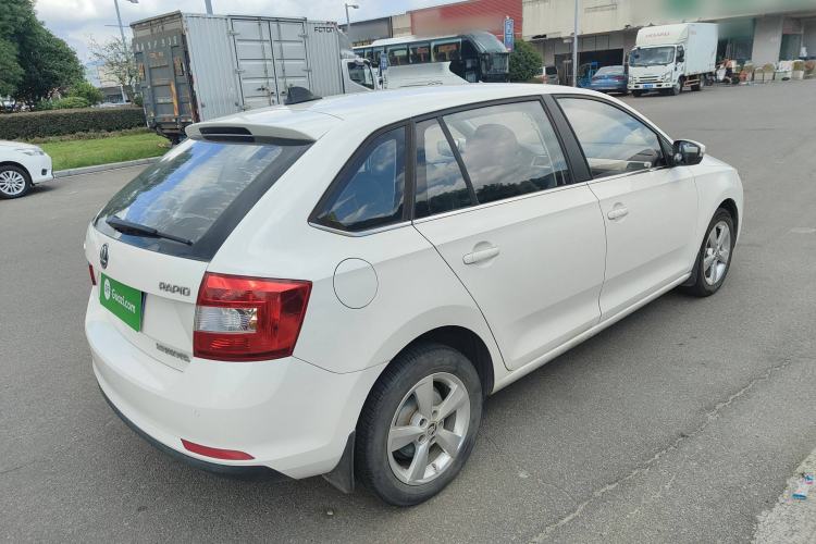 Used Skoda Rapid Spaceback 2018 1.6L Automatic Comfort Edition Exterior 3
