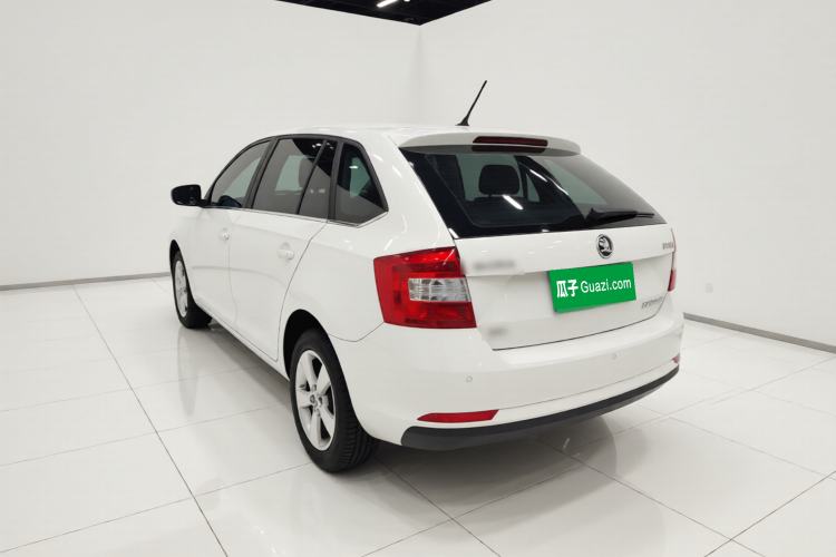 Used Skoda Rapid Spaceback 2018 1.6L Automatic Comfort Edition Exterior 3