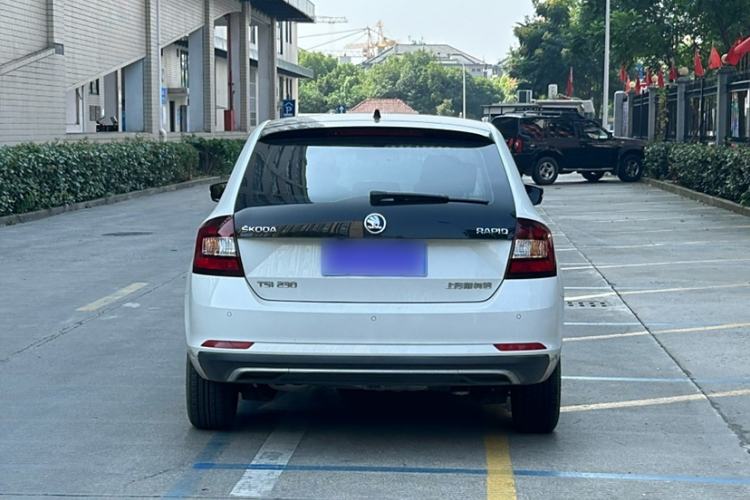 Used Skoda Rapid Spaceback 2018 TSI230 DSG Sport Edition Exterior 4