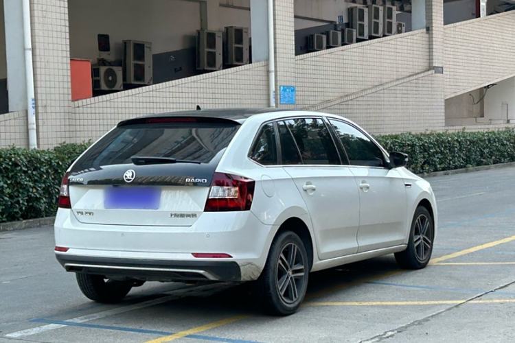 Used Skoda Rapid Spaceback 2018 TSI230 DSG Sport Edition Exterior 5
