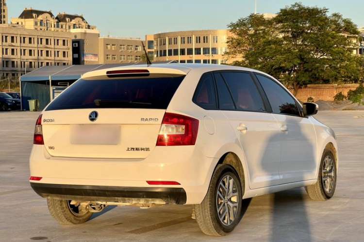Used Skoda Rapid Spaceback 2018 1.6L Automatic Standard Edition Exterior 6