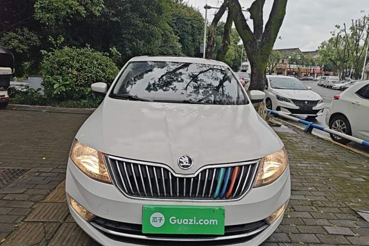 Used Skoda Rapid Spaceback 2018 1.6L Automatic Comfort Edition Front
