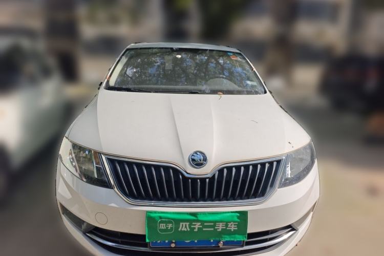 Used Skoda Rapid Spaceback 2018 1.6L Automatic Comfort Edition Front