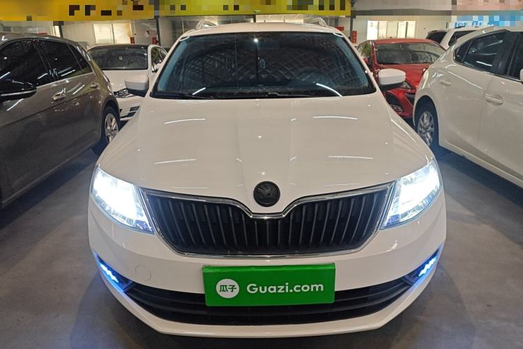 Used Skoda Rapid Spaceback 2018 1.4L Manual Standard Edition Front