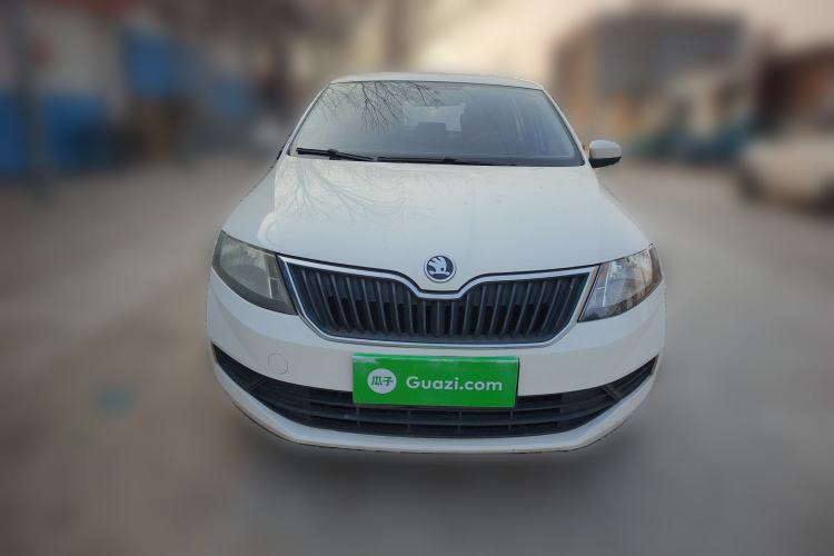 Used Skoda Rapid Spaceback 2018 1.6L Manual Standard Edition Front