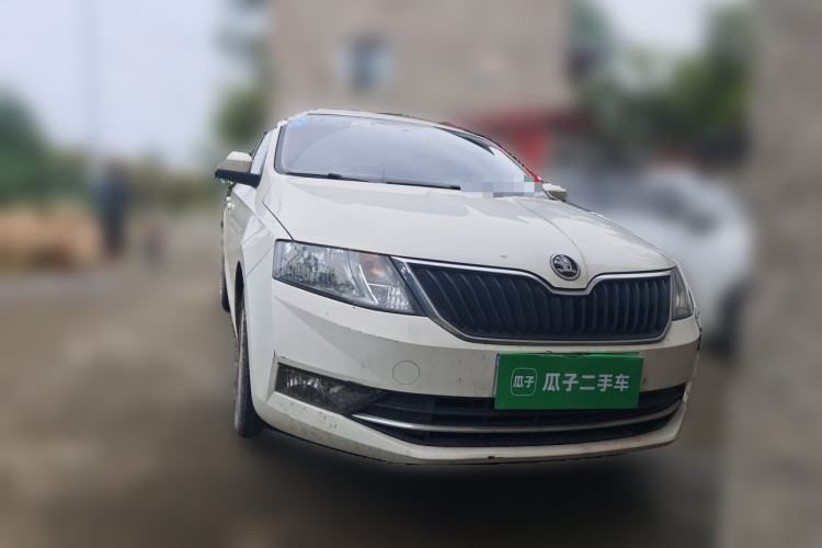 Used Skoda Rapid Spaceback 2018 1.6L Automatic Comfort Edition Front