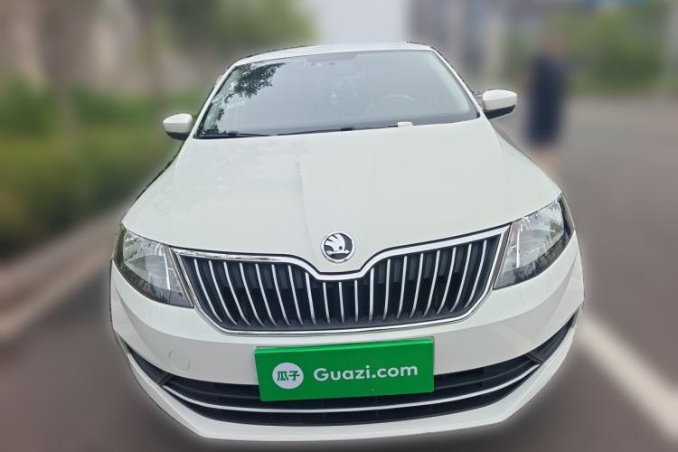 Used Skoda Rapid Spaceback 2018 1.6L Manual Standard Edition Front