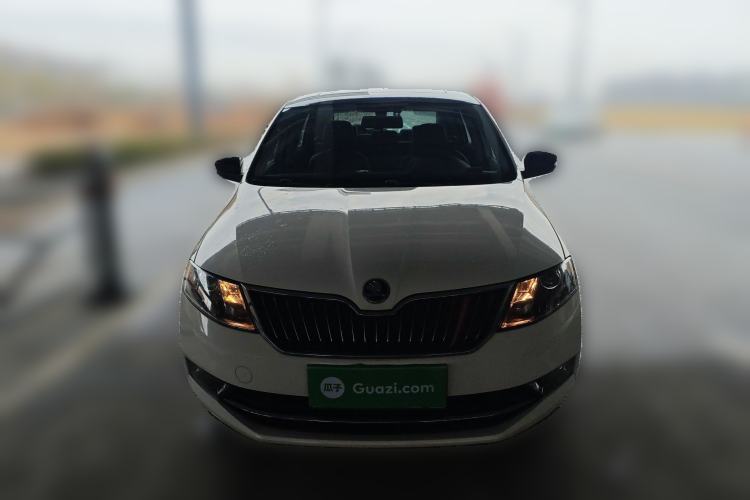 Used Skoda Rapid Spaceback 2018 1.6L Automatic Sport Edition Front