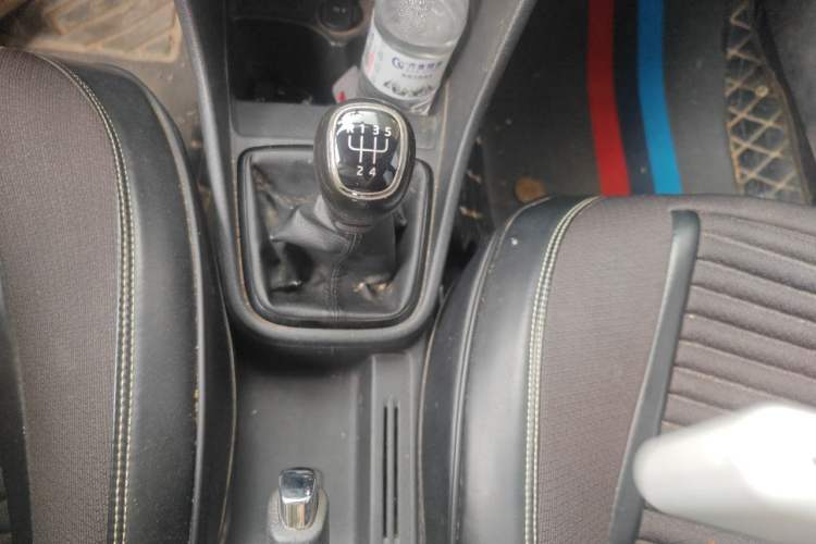 Used Skoda Rapid Spaceback 2018 1.6L Manual Standard Edition Gear Lever