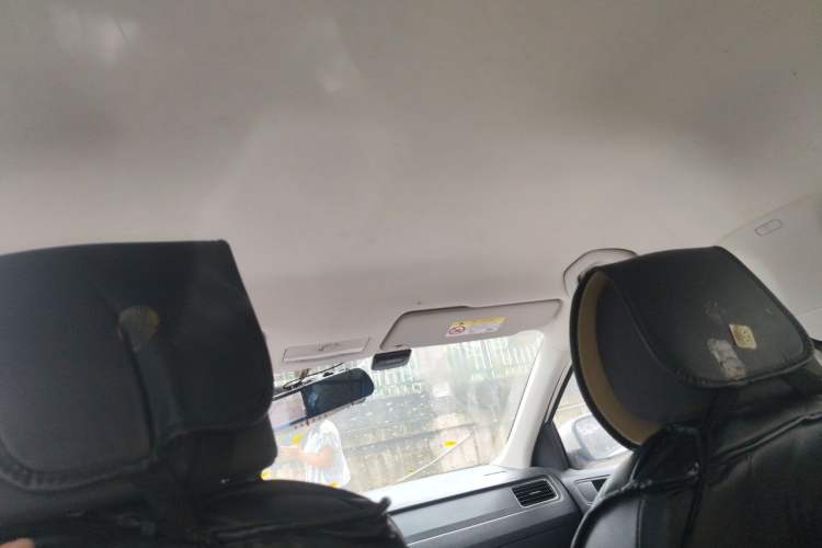 Used Skoda Rapid Spaceback 2018 1.6L Automatic Standard Edition Headliner