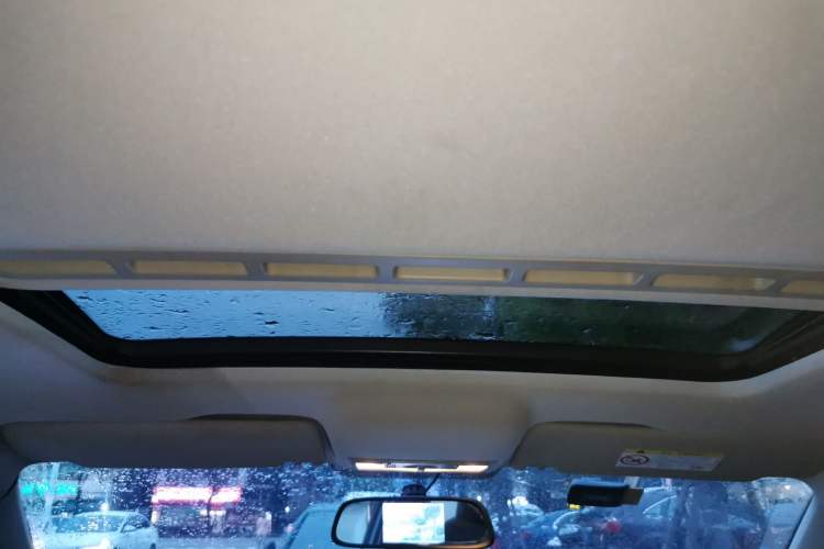 Used Skoda Rapid Spaceback 2018 1.6L Automatic Comfort Edition Headliner