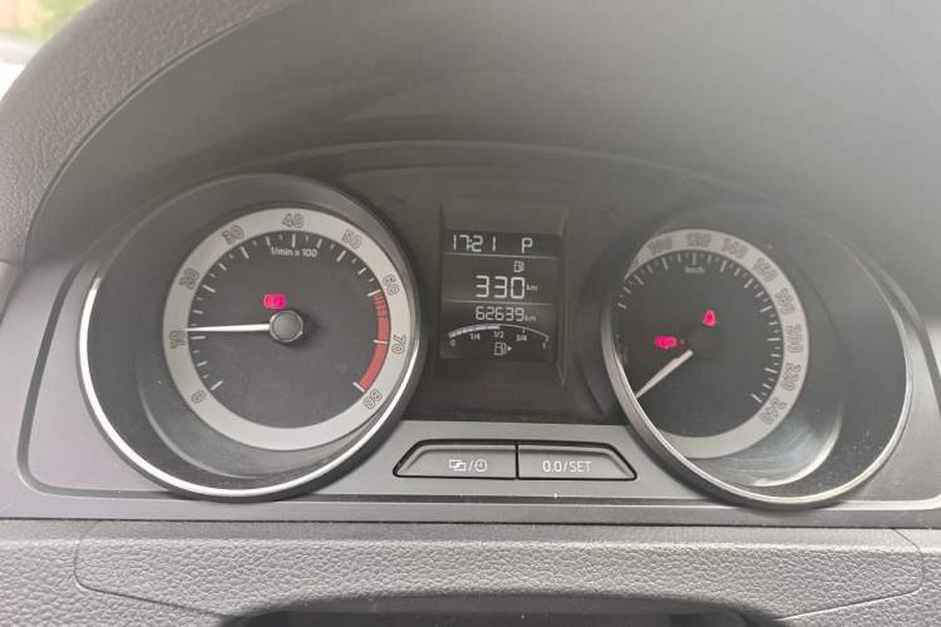 Used Skoda Rapid Spaceback 2018 1.6L Automatic Comfort Edition Instrument Cluster