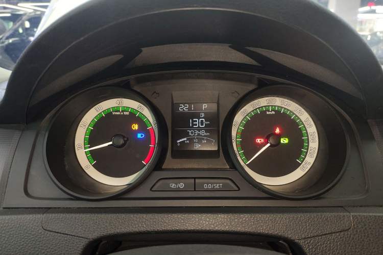 Used Skoda Rapid Spaceback 2018 1.6L Automatic Standard Edition Instrument Cluster