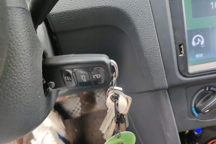 Used Skoda Rapid Spaceback 2018 1.6L Automatic Comfort Edition Interior 1